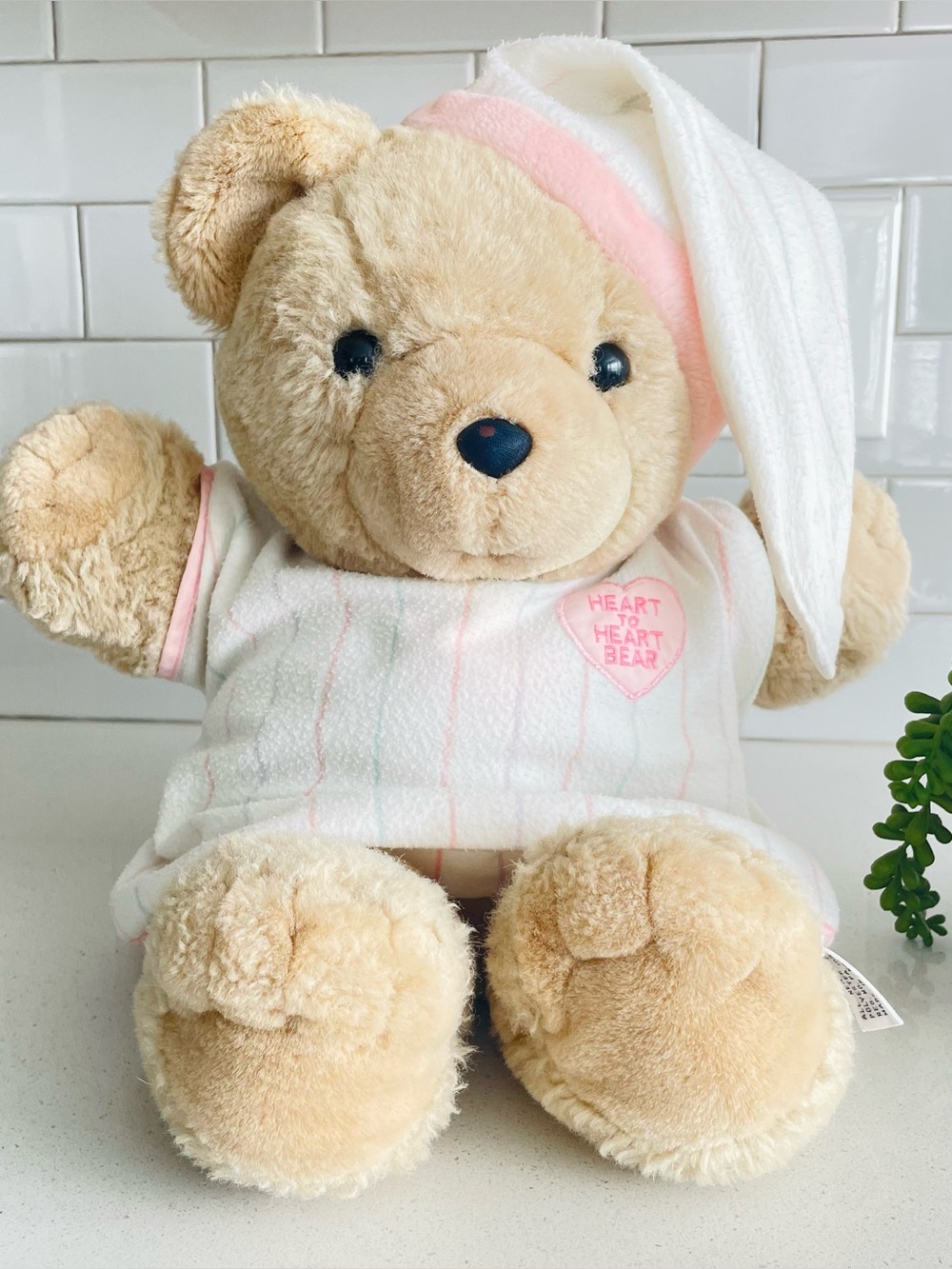 Vintage Chosun Pink Heart to Heart Bear Plush 1986 Light Brown Working Heartbeat